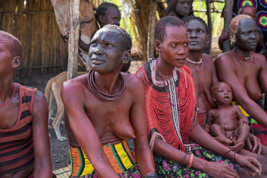 Mundari tribe